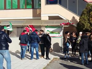 Human Power srl - Planet Group di Lama-Taranto: Fisascat, sit-in dei lavoratori